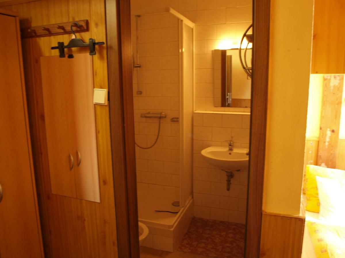 Hotel Kormoran Zlenice Quarto foto